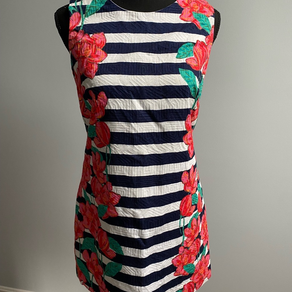 Vineyard Vines dress